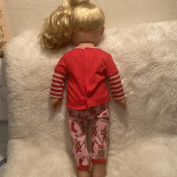 My life 18 inch blonde doll with grinch costume like new Christmas - Picture 6 of 6